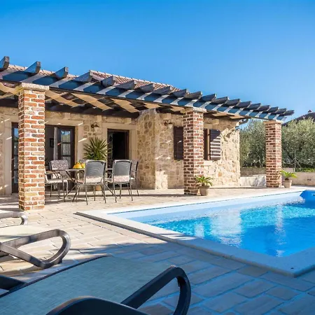 Stone Petit Rustica With Pool Villa Sukošan