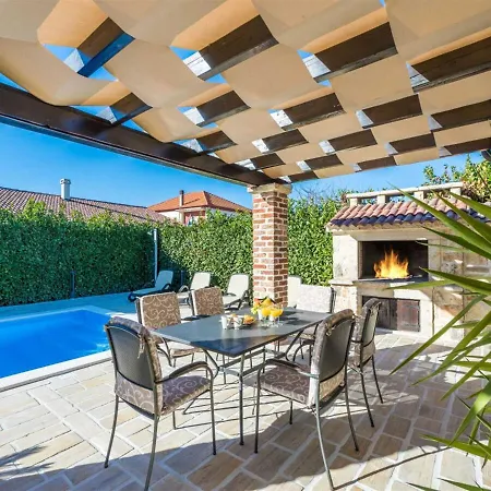 Stone Petit Rustica With Pool Villa Sukošan