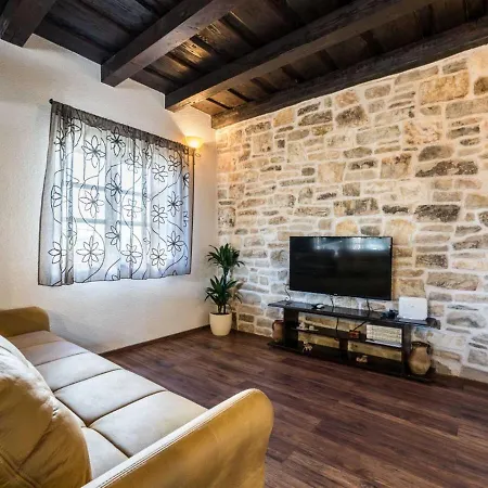 Stone Petit Rustica With Pool * Sukošan