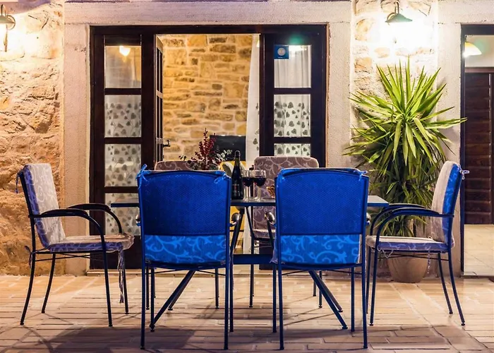 Stone Petit Rustica With Pool Sukošan