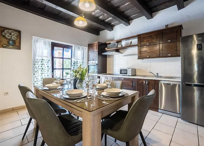 Stone Petit Rustica With Pool *